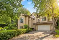 116 PARKSIDE DRIVE - thumbnail 2