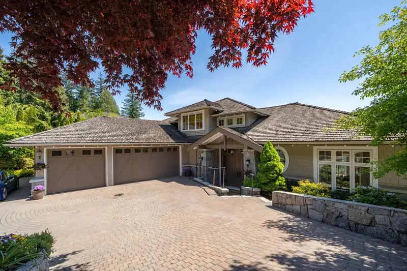 2356 KADLEC COURT - photo 2 of 40