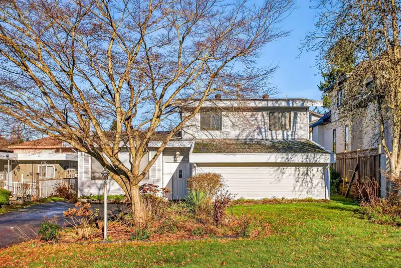1347 CORNELL AVENUE - photo 2 of 35