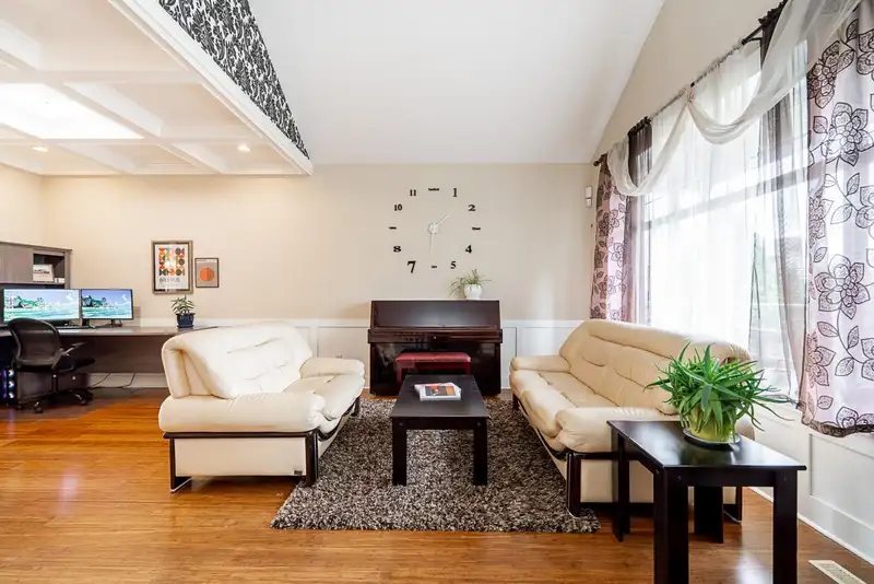 35496 STRATHCONA COURT - photo 4 of 40