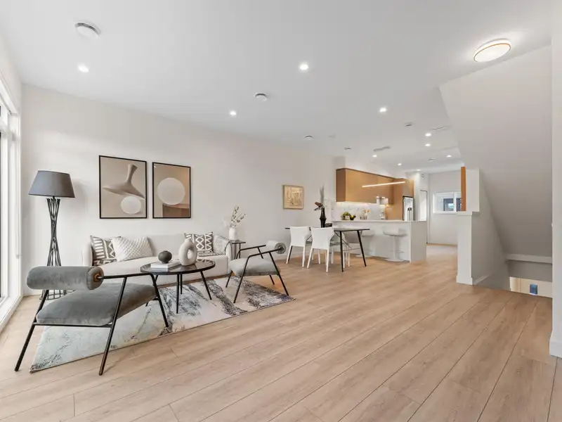 21 4337 BOUNDARY ROAD - photo 3 of 29