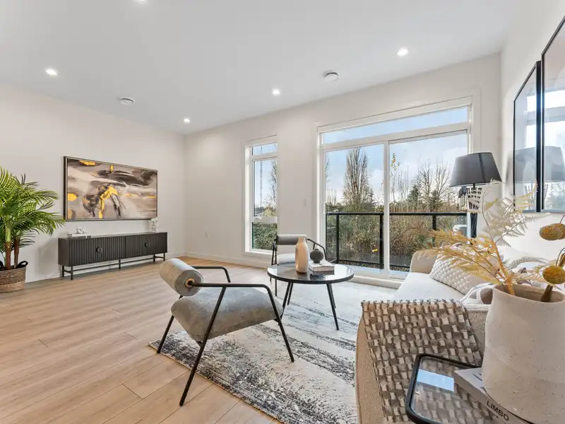 21 4337 BOUNDARY ROAD - photo 4 of 29