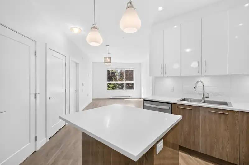 218 20829 77A AVENUE - photo 3 of 25