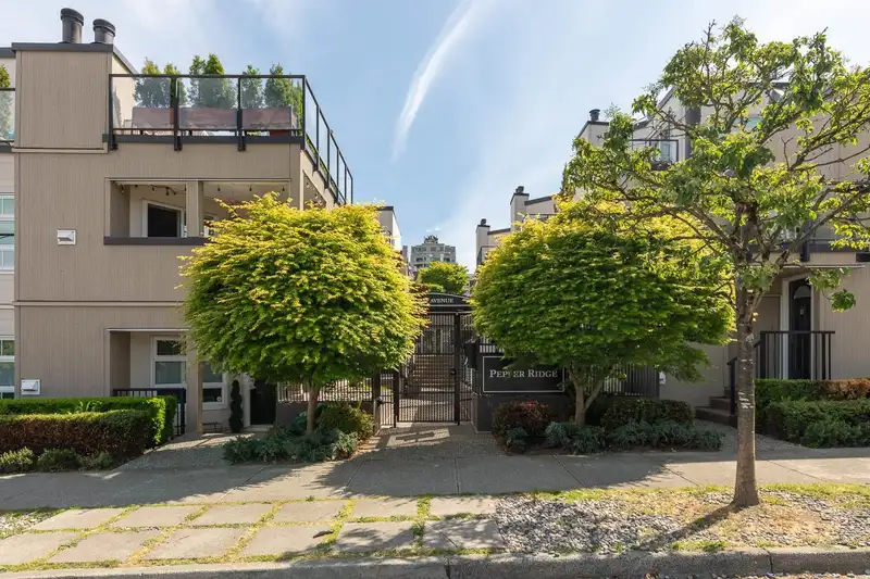 14 1350 W 6TH AVENUE - photo 1 of 29