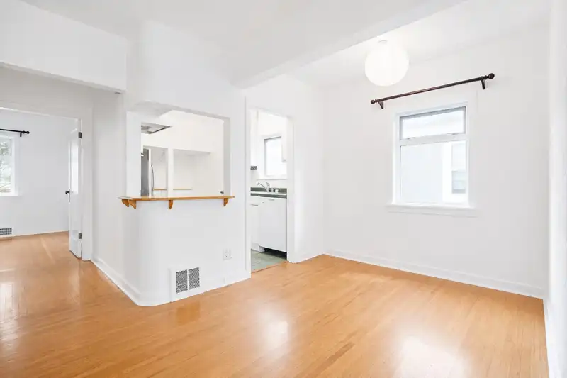 2305 W 3RD AVENUE - photo 4 of 40