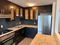 303 6540 BURLINGTON AVENUE - thumbnail 3