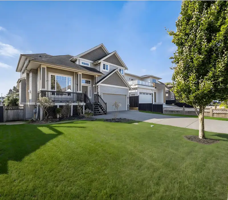 27158 35 AVENUE - photo 2 of 34