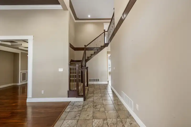 27158 35 AVENUE - photo 3 of 34