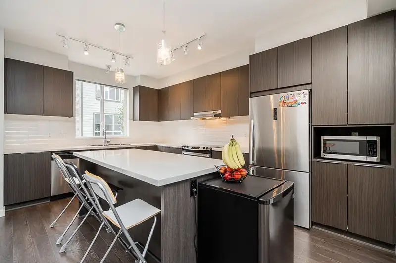 124 8138 204 STREET - photo 2 of 39
