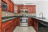 19 9311 DAYTON AVENUE - thumbnail 8
