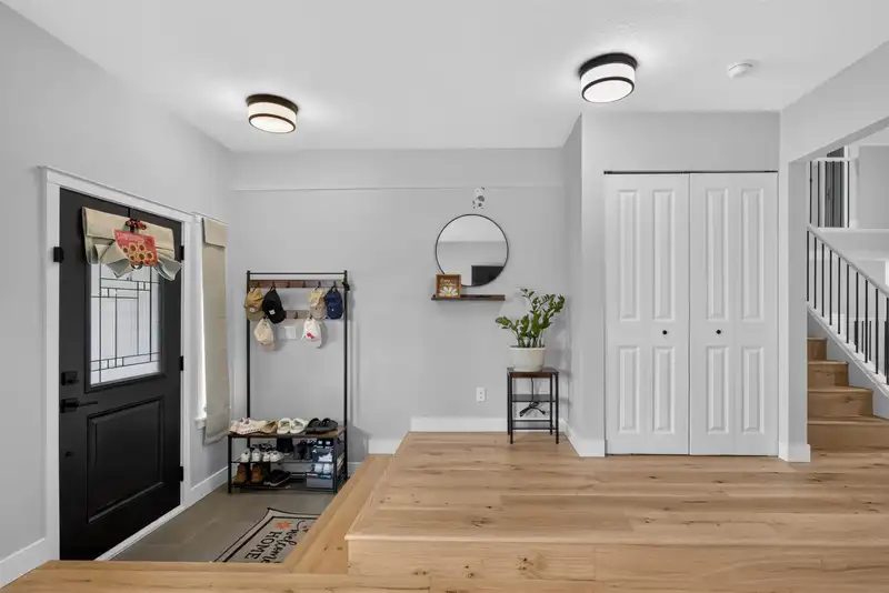 11908 MEADOWLARK DRIVE - photo 3 of 39