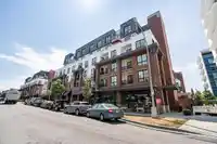 602 8353 200A STREET - thumbnail 3