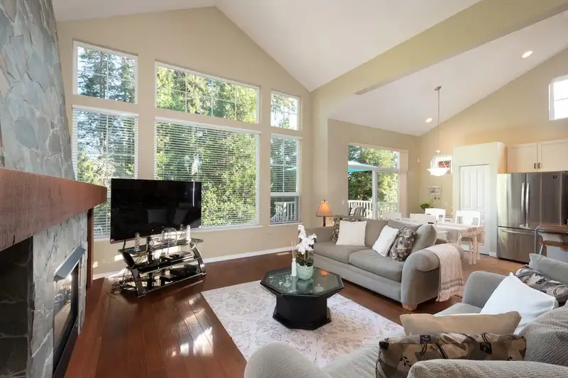 10 ASHWOOD DRIVE - photo 1 of 40