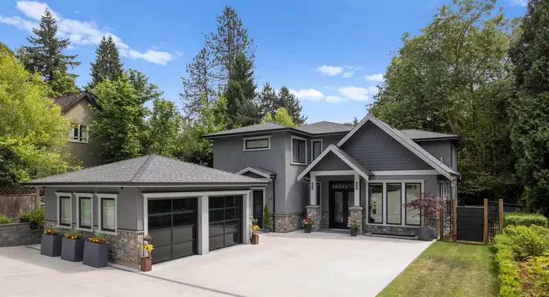 8258 GOVERNMENT ROAD - photo 1 of 40