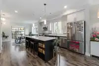 46 19913 70 AVENUE - thumbnail 4