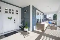 966 LEE STREET - thumbnail 5