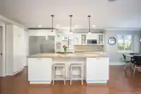 966 LEE STREET - thumbnail 8