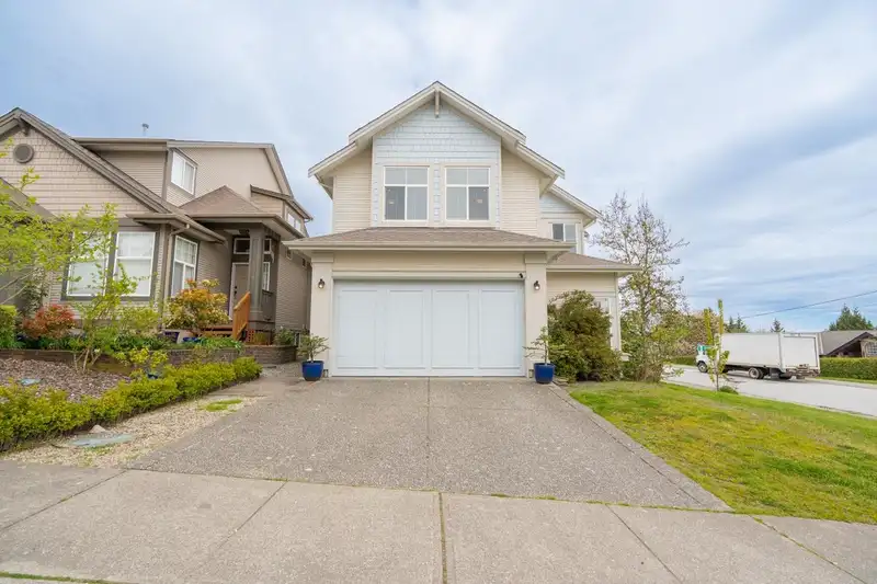 19809 69 AVENUE - photo 1 of 35