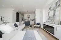 20549 74B AVENUE - thumbnail 11