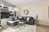 82 SWITCHMEN STREET - thumbnail 2
