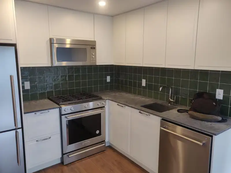 414 645 COMO LAKE AVENUE - photo 1 of 12