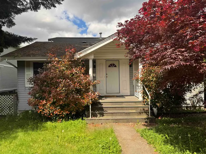 7273 BRAESIDE DRIVE - photo 1 of 13