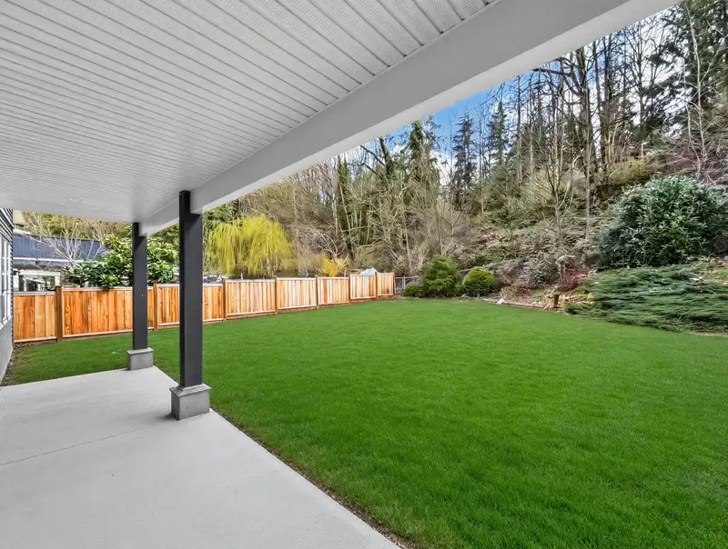 13890 232 STREET - photo 4 of 37