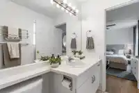 106 8655 KING GEORGE BOULEVARD - thumbnail 20