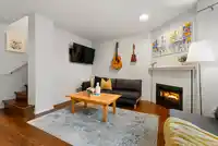 106 8655 KING GEORGE BOULEVARD - thumbnail 3