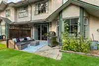 106 8655 KING GEORGE BOULEVARD - thumbnail 32