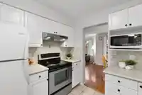 106 8655 KING GEORGE BOULEVARD - thumbnail 9