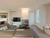 TH16 2089 ROSSER AVENUE - thumbnail 4