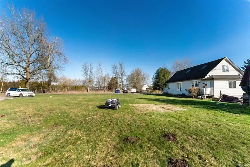 21780 64 AVENUE - photo 1 of 6