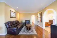 7720 7722 GRAHAM AVENUE - thumbnail 10