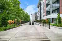 416 8117 200A STREET - thumbnail 26
