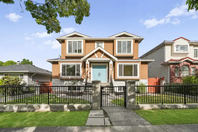 5454 SLOCAN ST STREET - photo 1 of 37