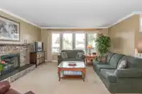 9415 212B STREET - thumbnail 4