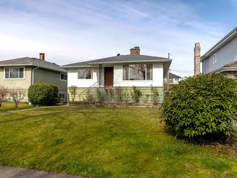 3369 PRICE STREET - photo 1 of 37