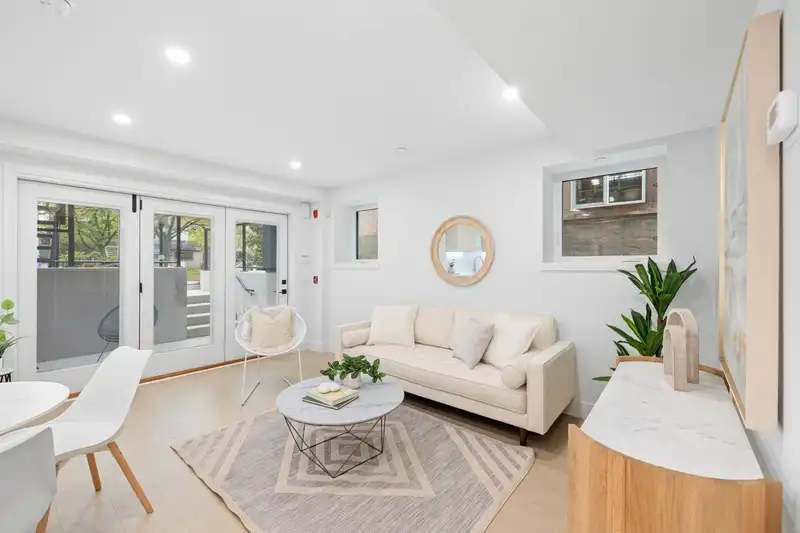 101 2135 E PENDER STREET - photo 4 of 19