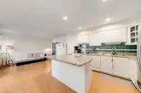 136 1685 PINETREE WAY - thumbnail 14