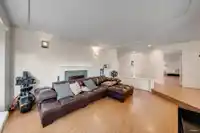 136 1685 PINETREE WAY - thumbnail 3