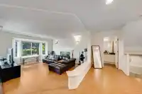 136 1685 PINETREE WAY - thumbnail 6