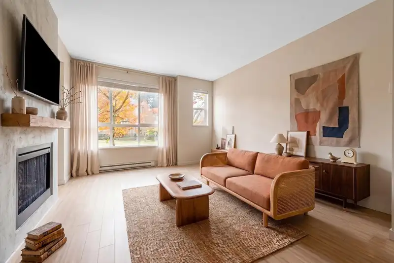 67 10489 DELSOM CRESCENT - photo 1 of 23