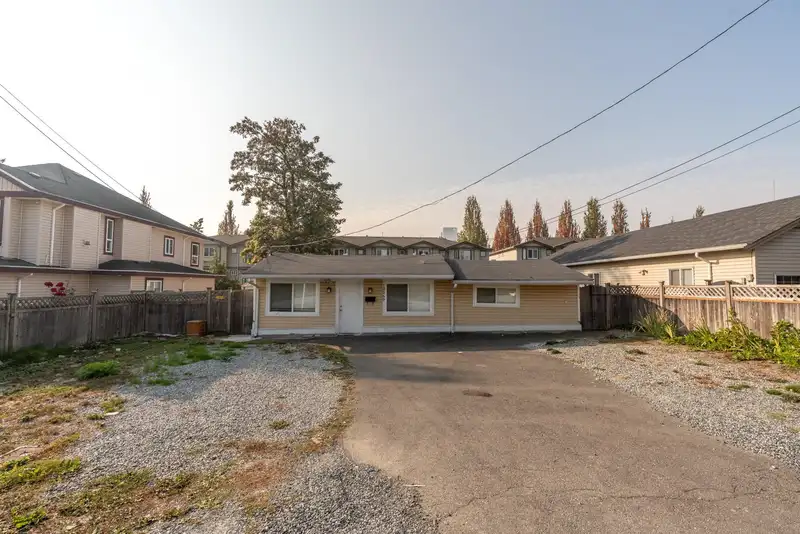 10269 139A STREET - photo 1 of 2