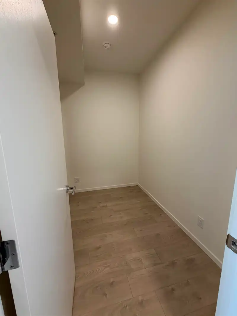 861 6600 MINORU BOULEVARD - photo 4 of 7