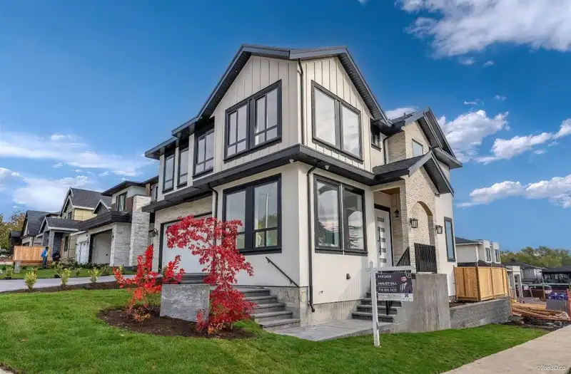 20453 69 AVENUE - photo 1 of 38