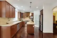 20848 71B AVENUE - thumbnail 13