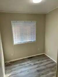 94 3300 HORN STREET - thumbnail 18