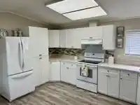 94 3300 HORN STREET - thumbnail 5