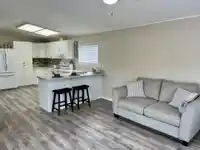 94 3300 HORN STREET - thumbnail 6